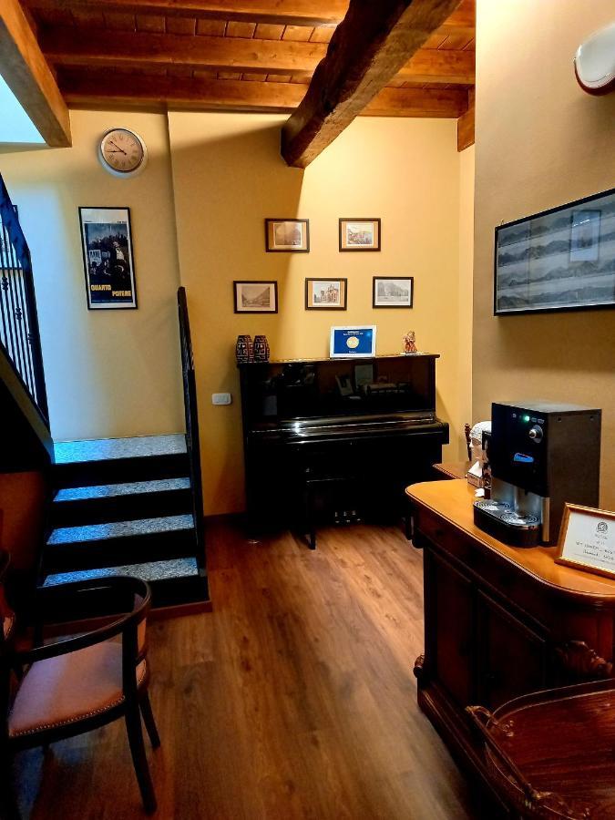 Carlito'S Trattoria Con Alloggio Vertemate Екстериор снимка